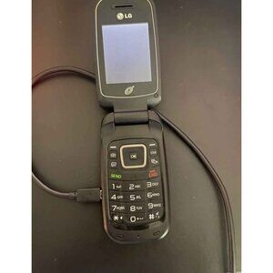 LG TracFone Prepaid Flip Phone Black